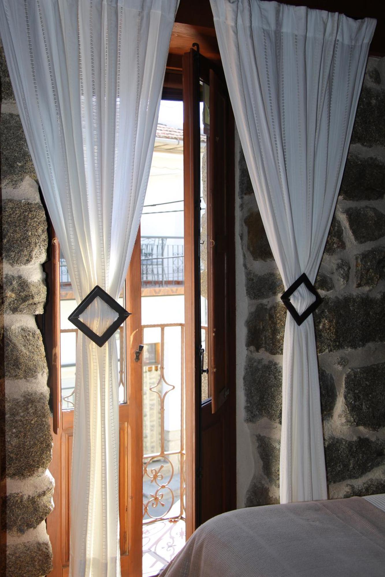 El Balconcillo Del Alberche Villa Navaluenga Ngoại thất bức ảnh
